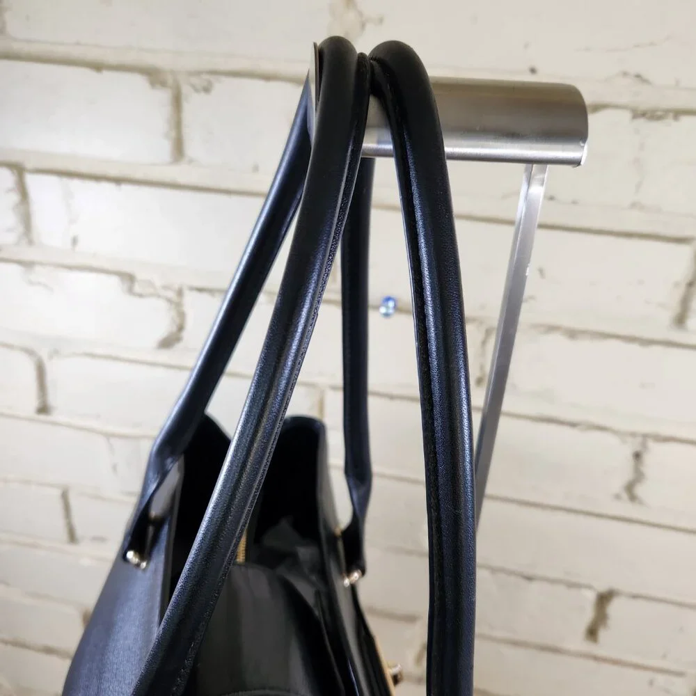 Coach Swagger Black Pebbled Leather Satchel Tote Bag Purse